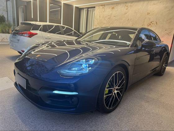 PORSCHE PANAMERA 2.9 V6 E-HYBRID 4 PLATINUM EDITION PDK